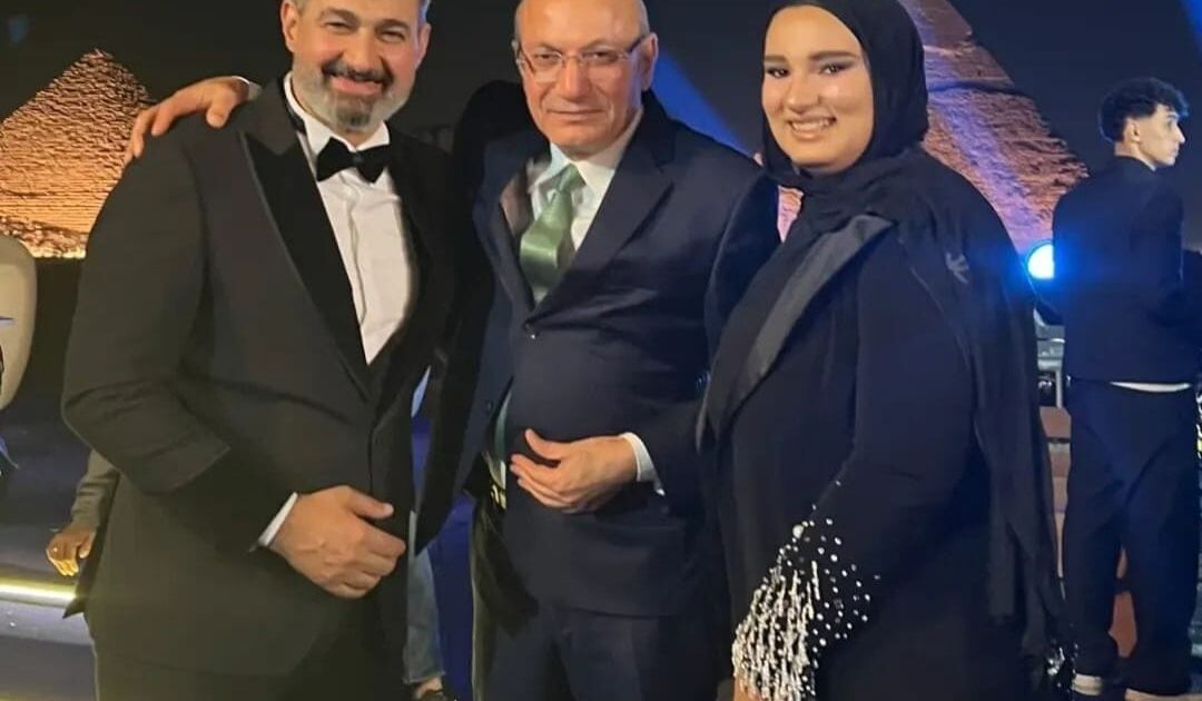 السفير التركي صالح موطلو شن يشيد بالإعلامية يارا أحمد ويصفها بأخته.. وحضور بارز لها في الوسط الفني