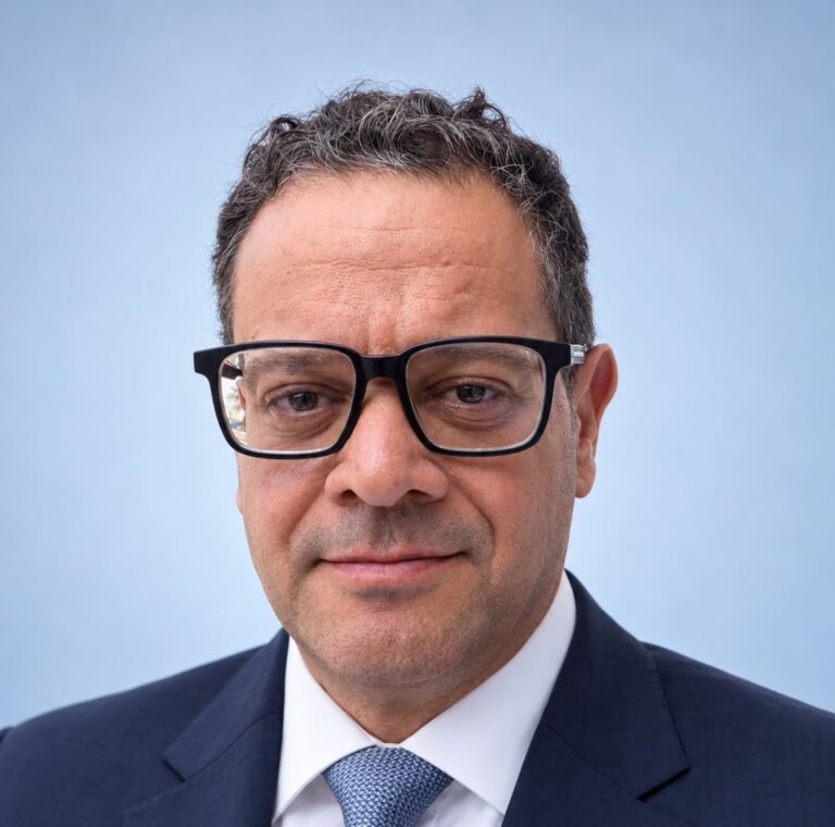 بخبرة تتجاوز 25 عامًا في القطاع العقاري.. أسالدي للتطوير العقاري تتعاقد مع محمد فرج رئيسًا للقطاع التجاري