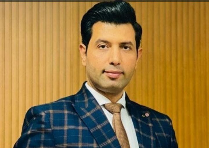 . الإعلامي أحمد دياب بخالص العزاء والمواساة الي عمه الدكتور محمد ماهر البحيري الداعية الإسلامي و أحد علماء الأزهر الشريف في وفاة ابنتة