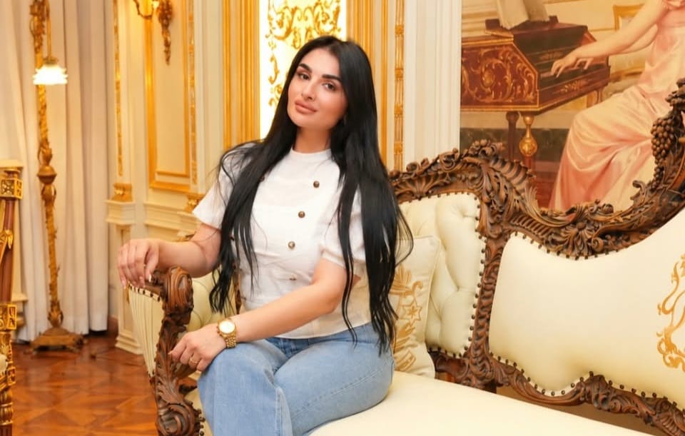 إيمان شعبان تعيد تقديم سحر التراث برؤية عصرية في جلسة تصوير جديدة