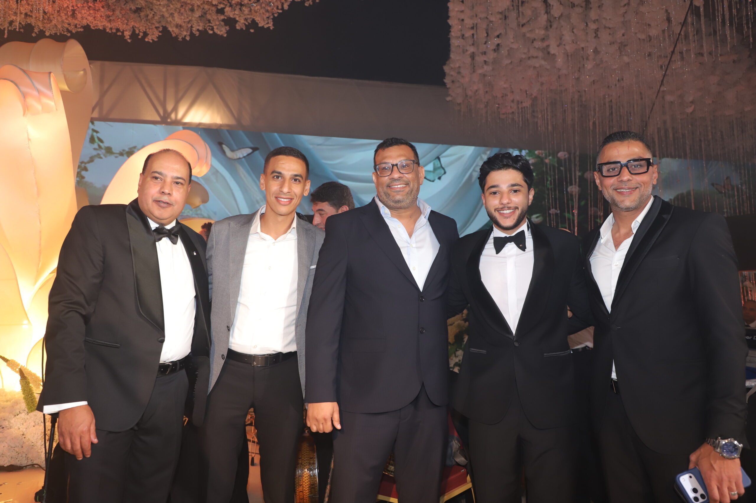 احمد سعد و بوسي يشعلان حفل زفاف نجل رجل الأعمال سامح جلال صلاح بحضور أحمد عبد الجواد والفنان مصطفى شعبان .